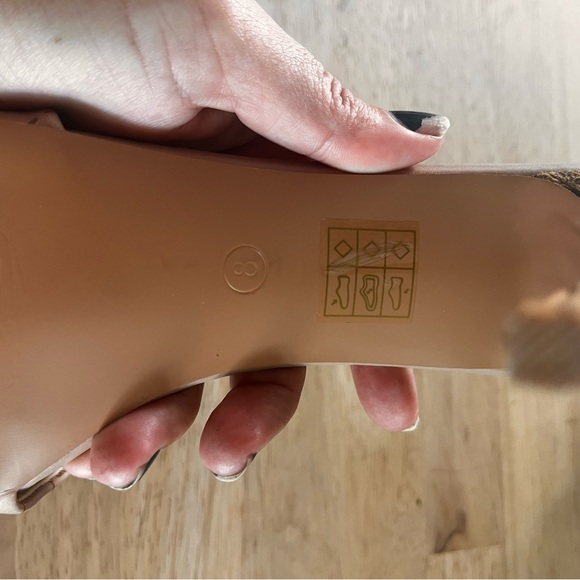 Pretty little thing heels - Picture 7 of 9